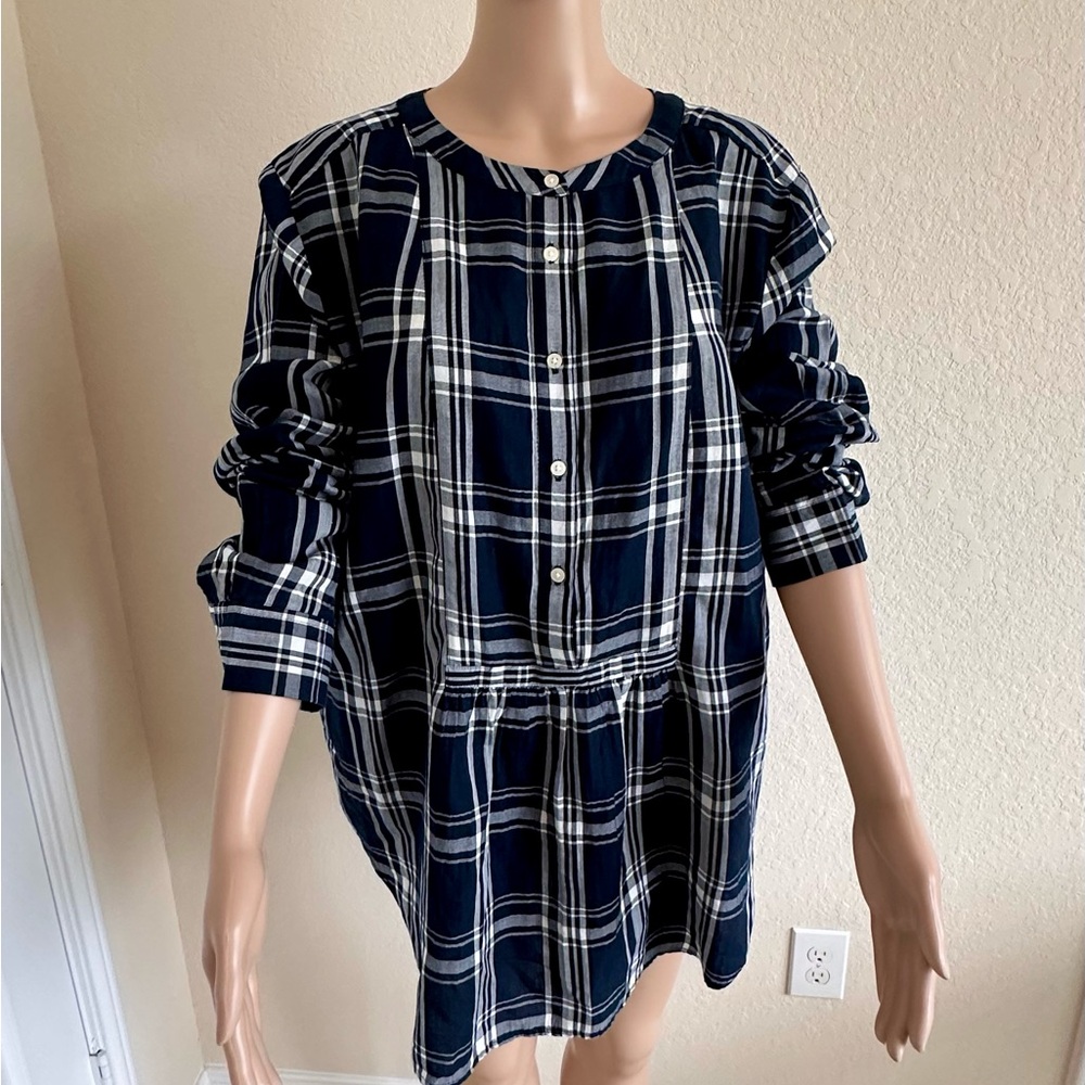 LOFT Navy Plaid Button Down Shirt 100% cotton. - Picture 2 of 11